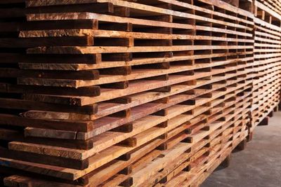 紅木家具為何名貴？古老工藝與科學流程功不可沒